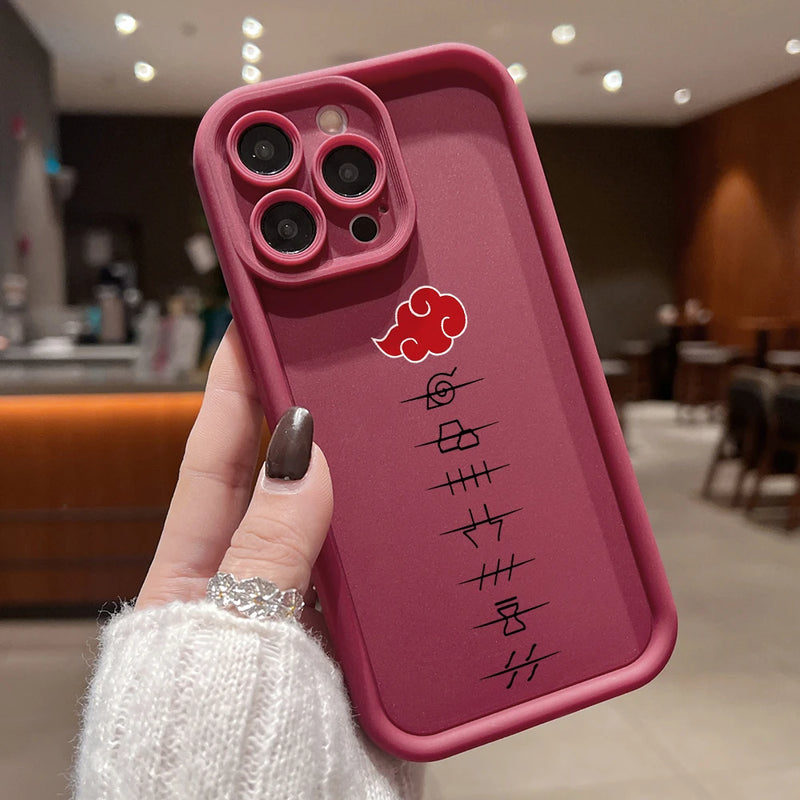 Case Akatsuki – Nuvem Vermelha Soft Shield para iPhone | Estilo Naruto & Proteção Antichoque