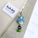 Pingente Kawaii – Corrente Azul com Mascote Soot Sprite (Anime Totoro)