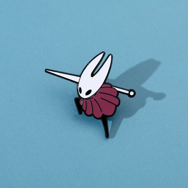Broche Hollow Knight – Pin de Metal Esmaltado Kawaii, Acessório de Mochila e Roupa, Presente Geek e Gamer