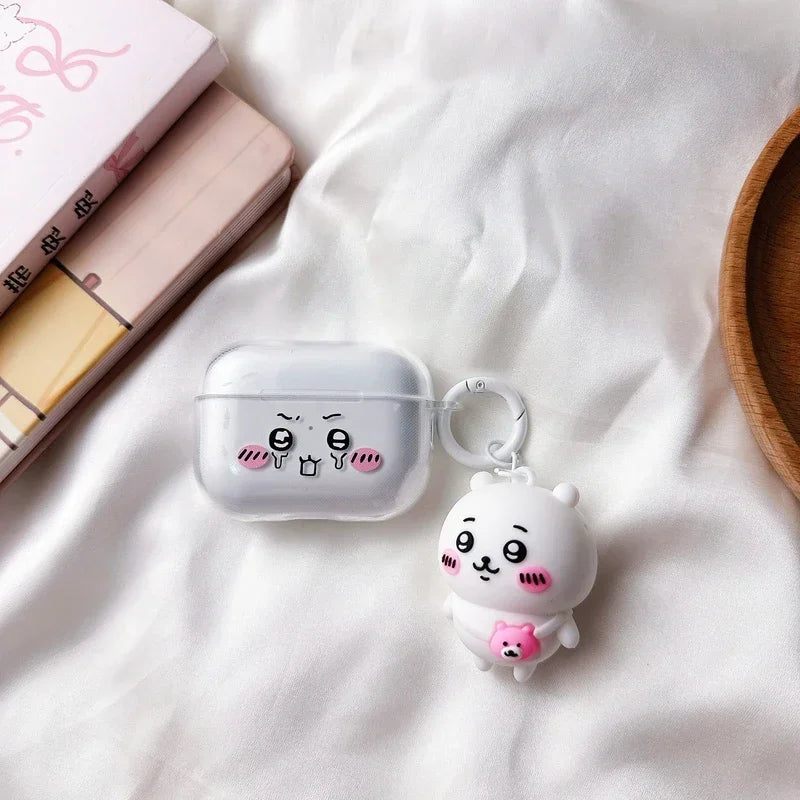 Case AirPods Chiikawa – Transparente com Pingente | AirPods 1/2/3/4/Pro/Pro 2/Pro 3