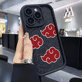 Case Akatsuki – Nuvem Vermelha Soft Shield para iPhone | Estilo Naruto & Proteção Antichoque